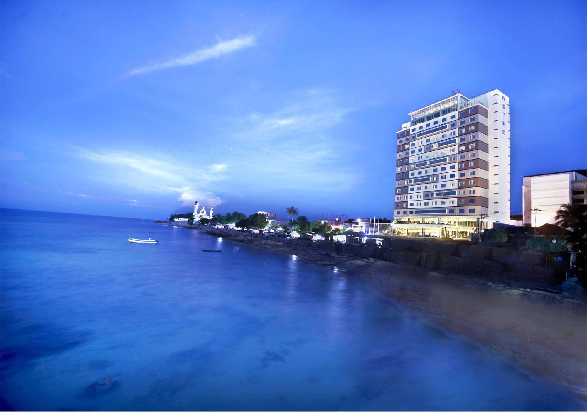 Aston Kupang Hotel & Convention Center Exterior photo